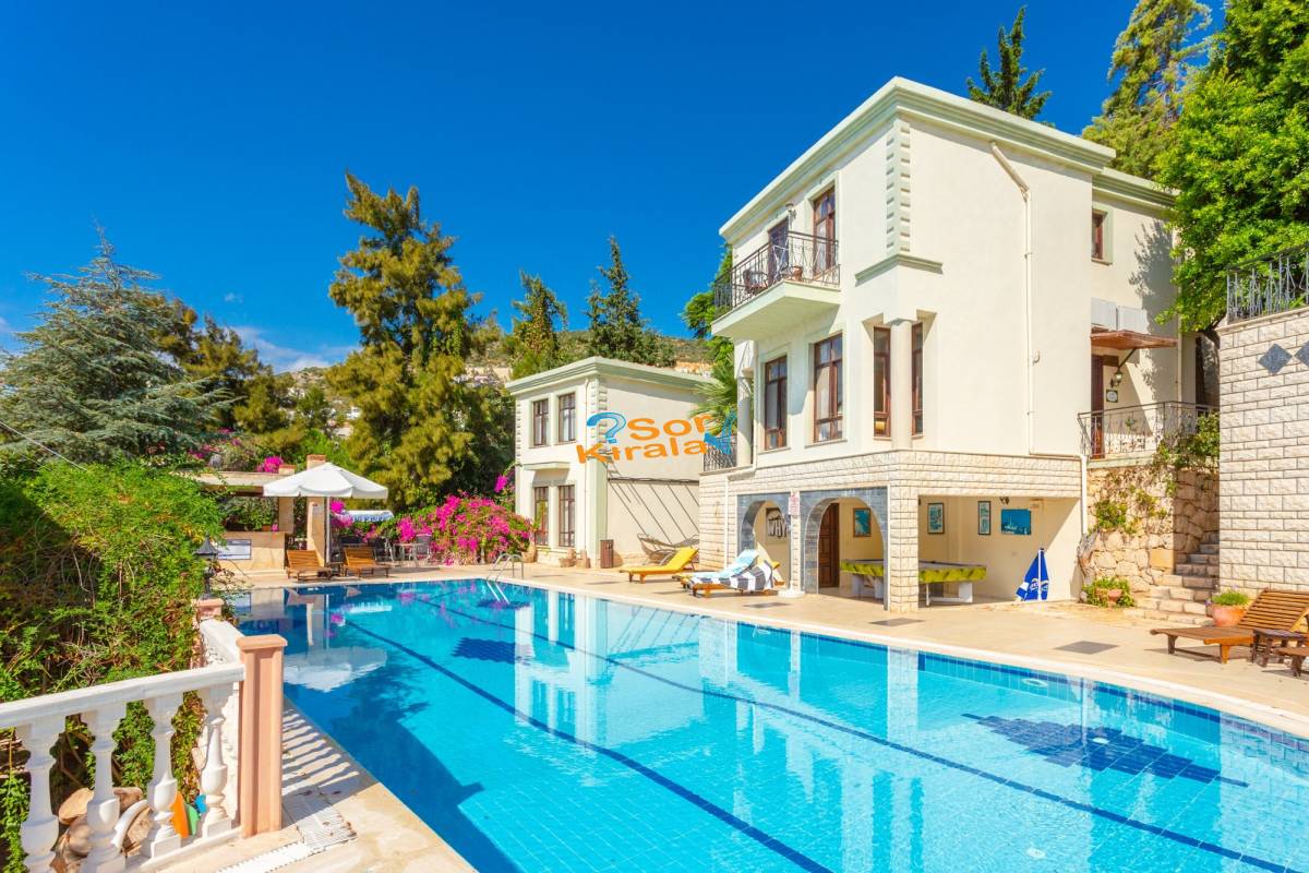 2+1 Ortak Havuzlu KARALOS Kalkan Merkez (104)