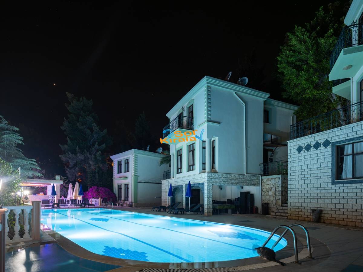 2+1 Ortak Havuzlu KARALOS Kalkan Merkez (104)