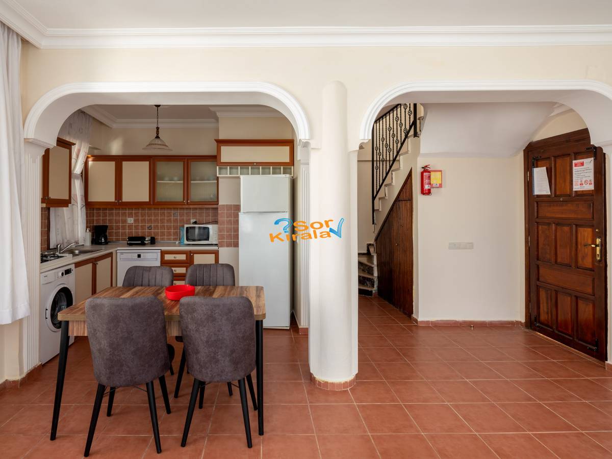 2+1 Ortak Havuzlu Villa HABESSOS Kalkan Merkez(103)