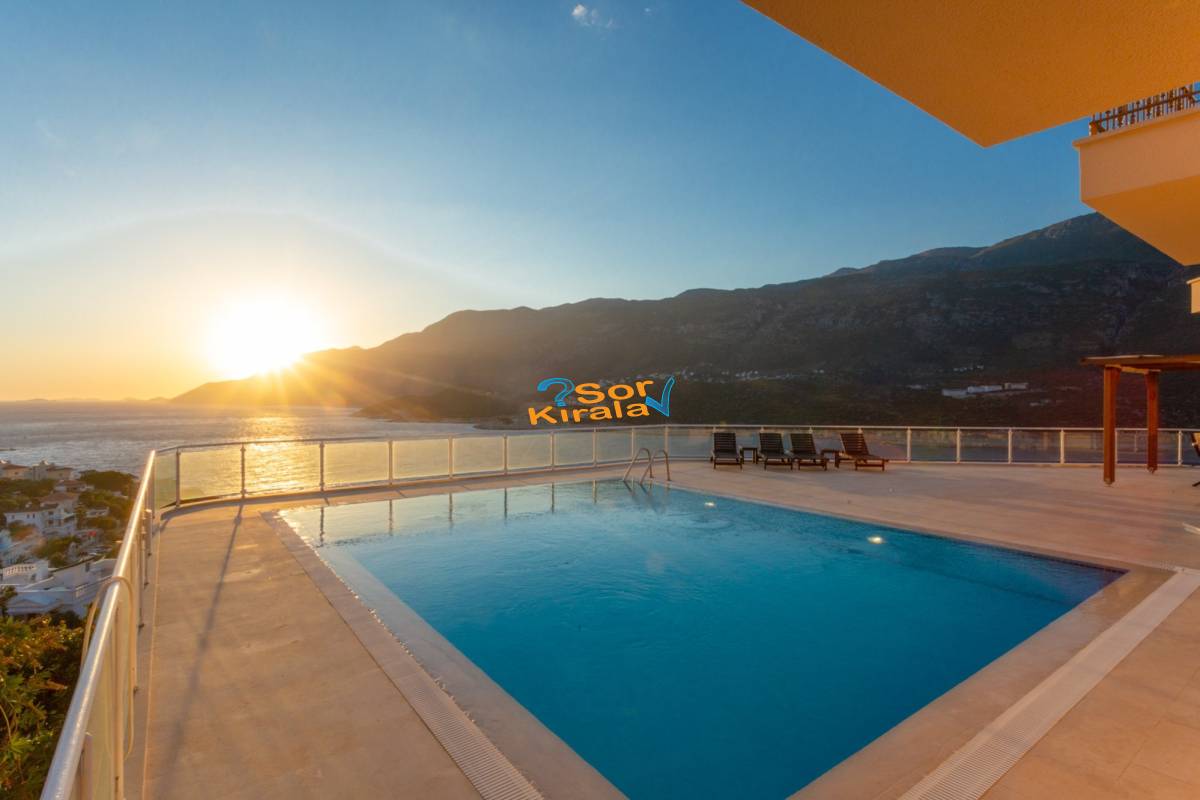 2+1 Villa LARA Kaş Yarım Ada