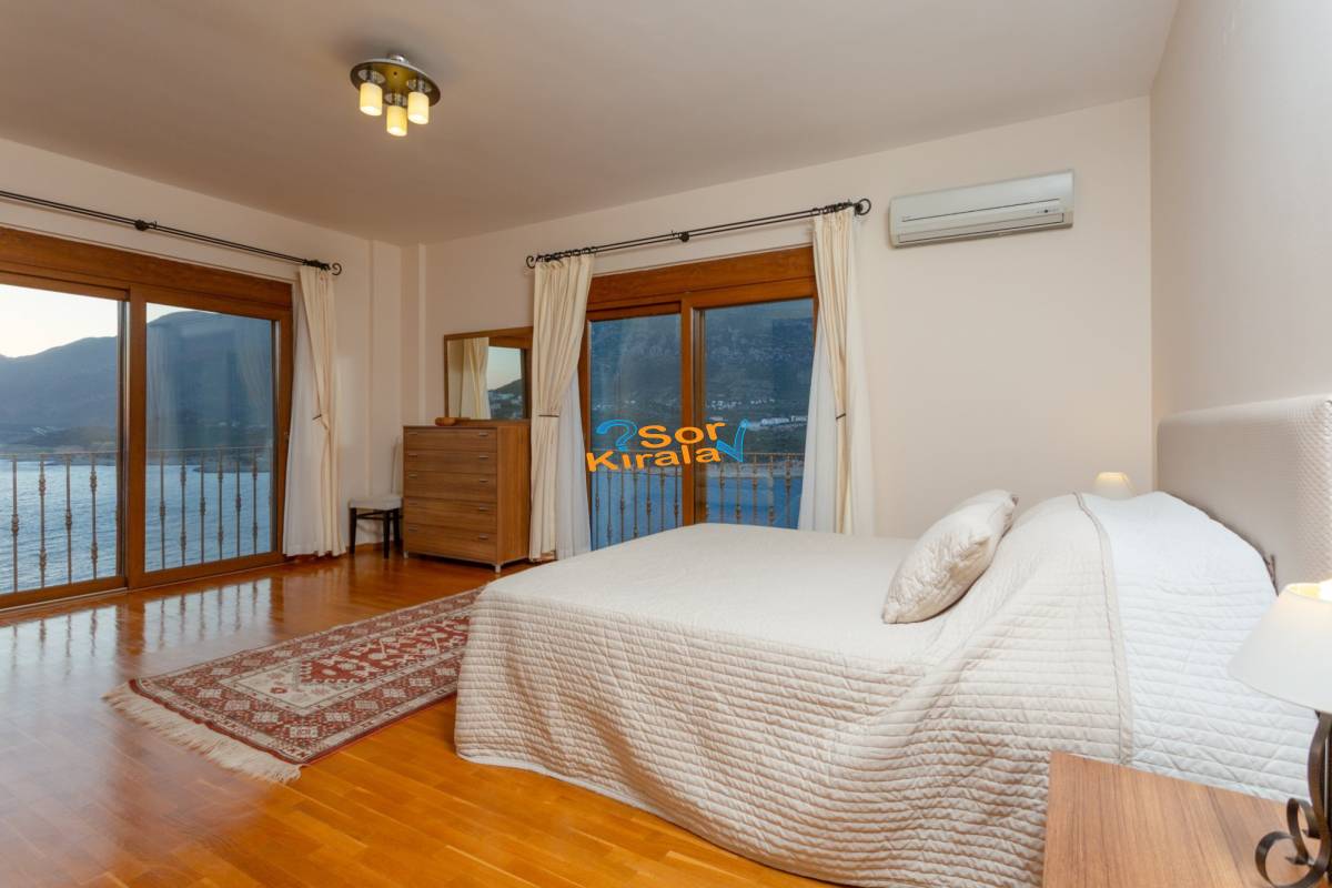 2+1 Villa LARA Kaş Yarım Ada