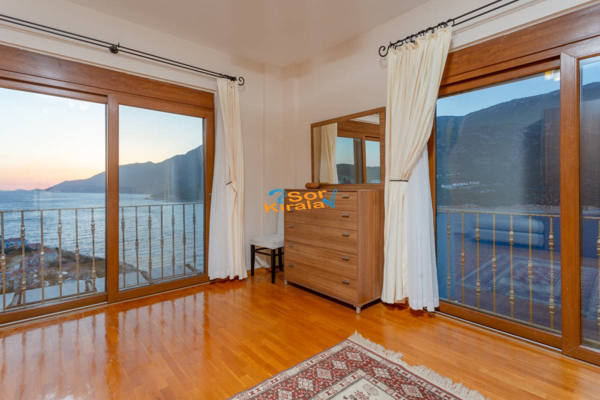 2+1 Villa LARA Kaş Yarım Ada