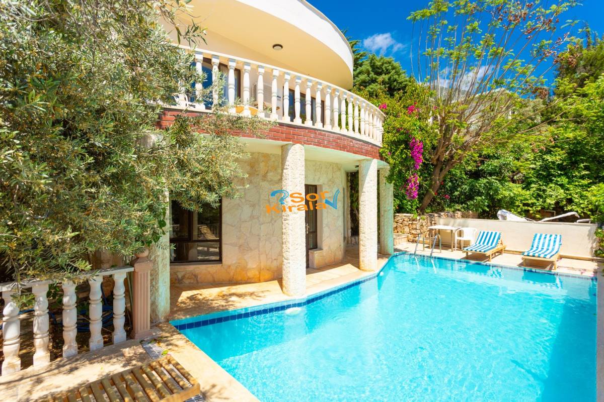 2+1 Villa POPPY Kalkan Merkez (308)