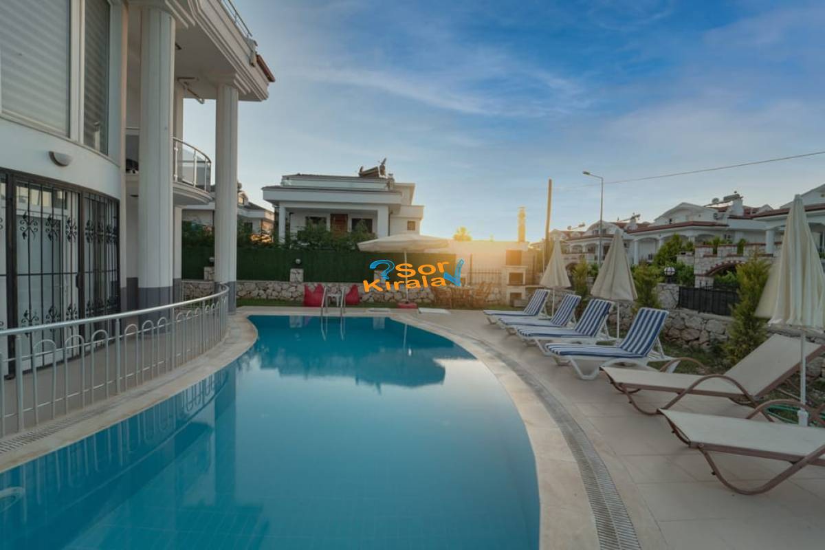 Fethiye Müstakil Havuzlu 3+1 Villa Bade