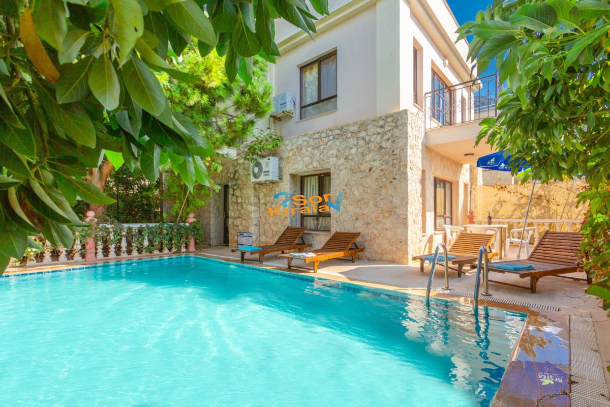 3+1 Villa BEGONİA Kalkan Merkez(302)