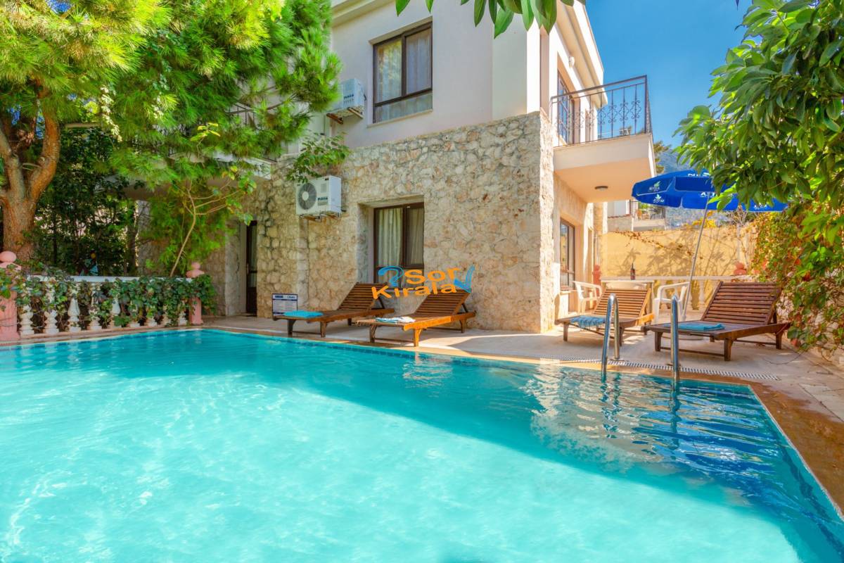 3+1 Villa BEGONİA Kalkan Merkez(302)