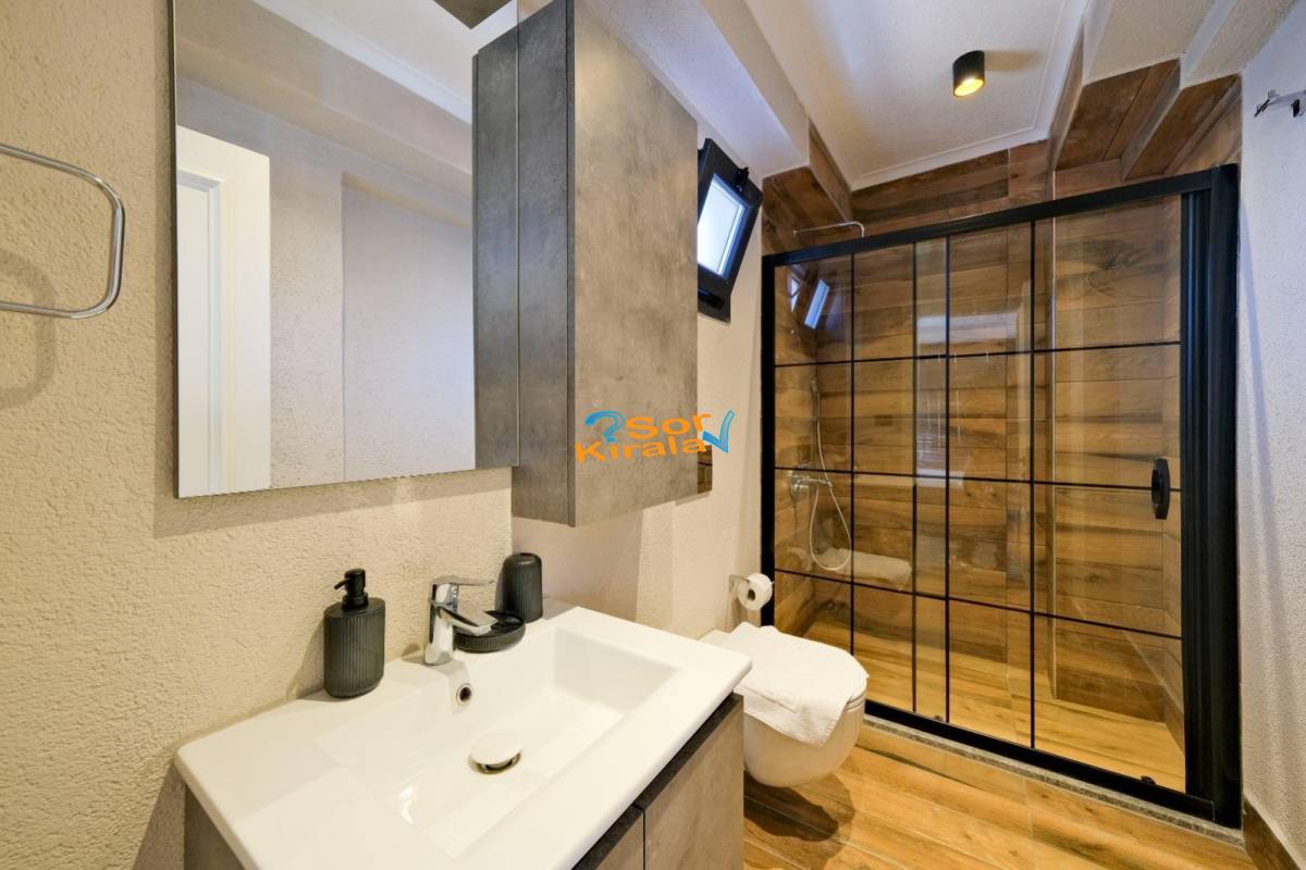 Fethiye Çalış Plajı, Kapalı Havuzlu, Sauna, Hamam, Jakuzili 4+1 Villa Royal 1