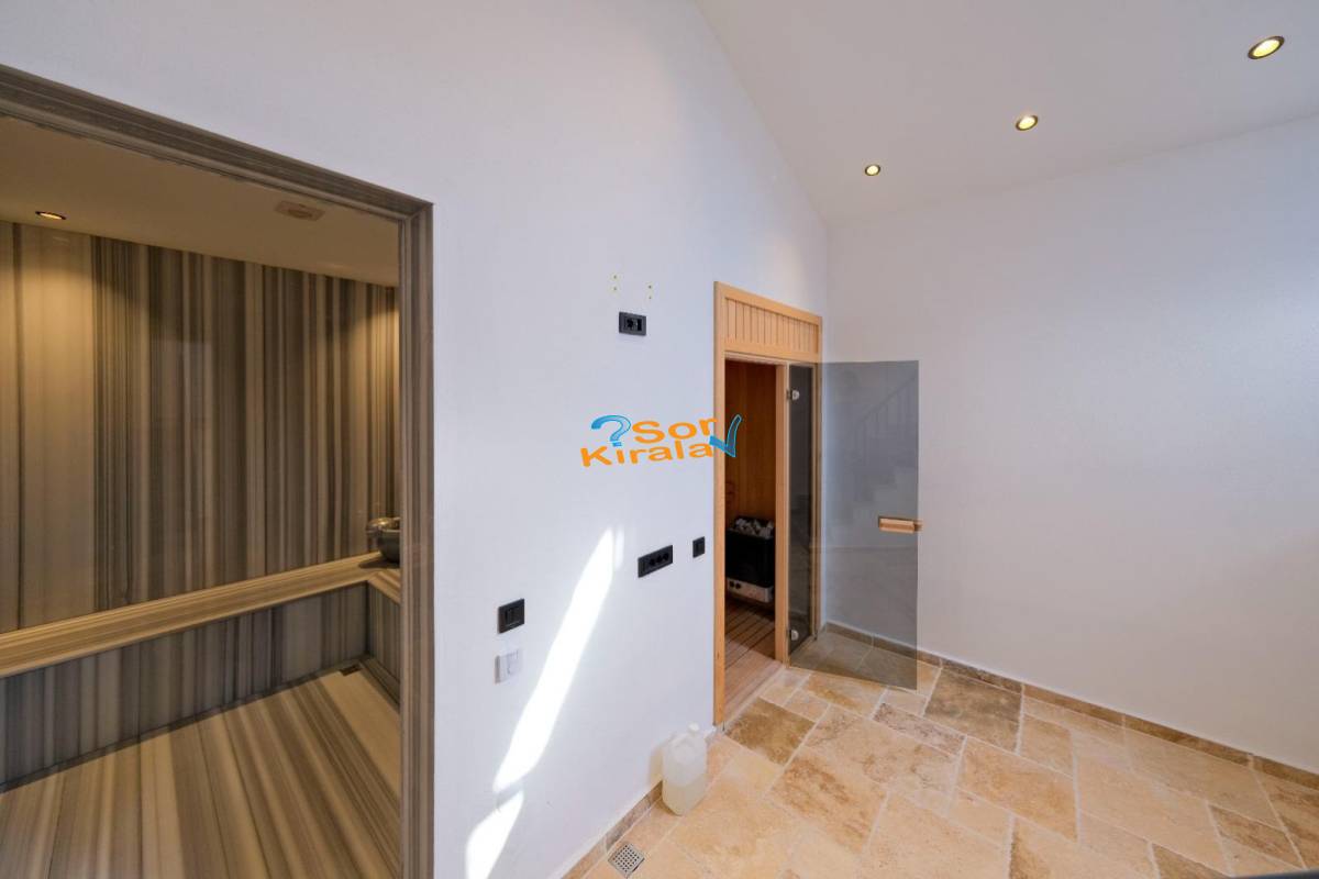 Fethiye Çalış Plajı, Kapalı Havuzlu, Sauna, Hamam, Jakuzili 4+1 Villa Royal 1