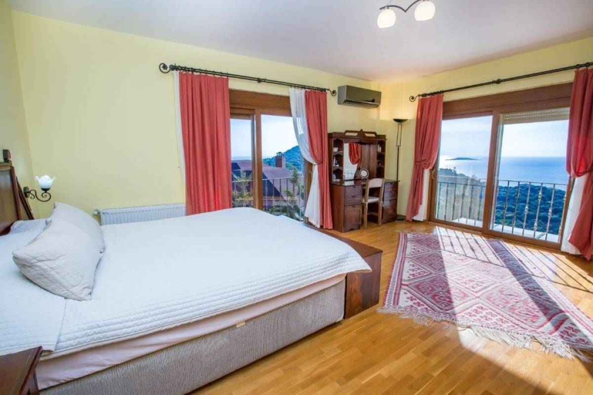 3+1 Villa SUZAN Kaş Yarım Ada